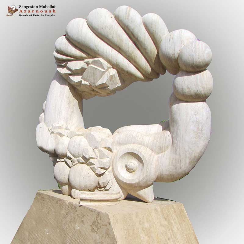 旋转木马海豹雕塑